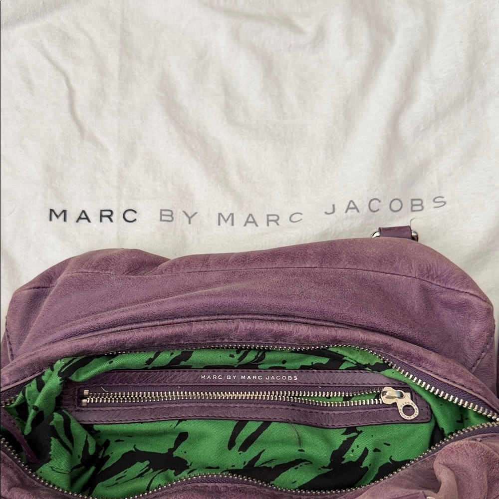 Marc By Marc Jacobs Deep Plum Leather Shoulder Bag - Picture 2 of 12